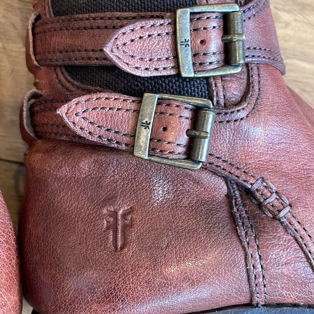 Frye redwood leather and brown stretch fabric riding boots.  Size 7 - Picture 3 of 4